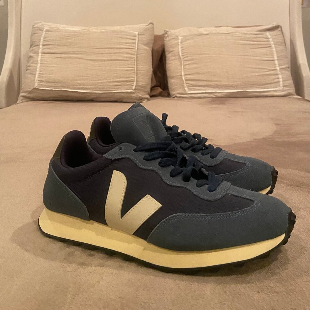VEJA Rio Branco Sneakers – Blue / Cream